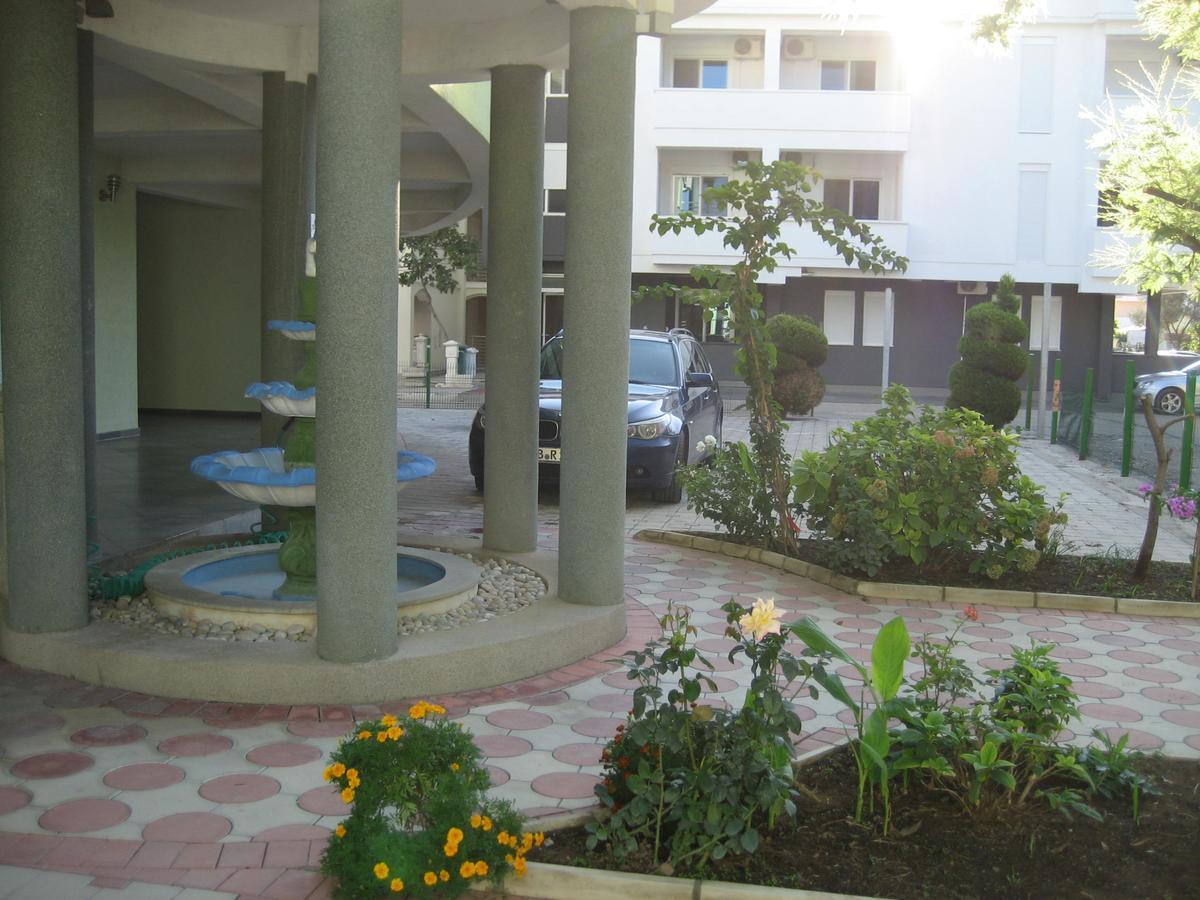 Guest House Vila Mimoza 울친 외부 사진